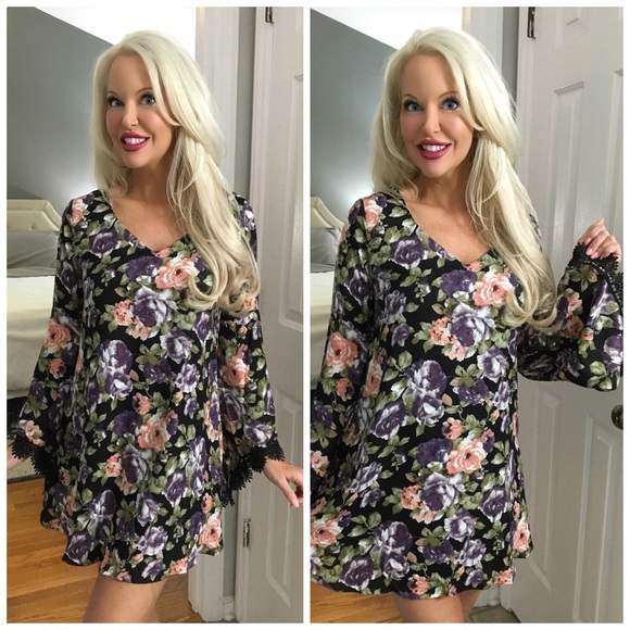 LAST 1! 💕LilacSage floral lace detail tunic dress - Picture 2 of 3